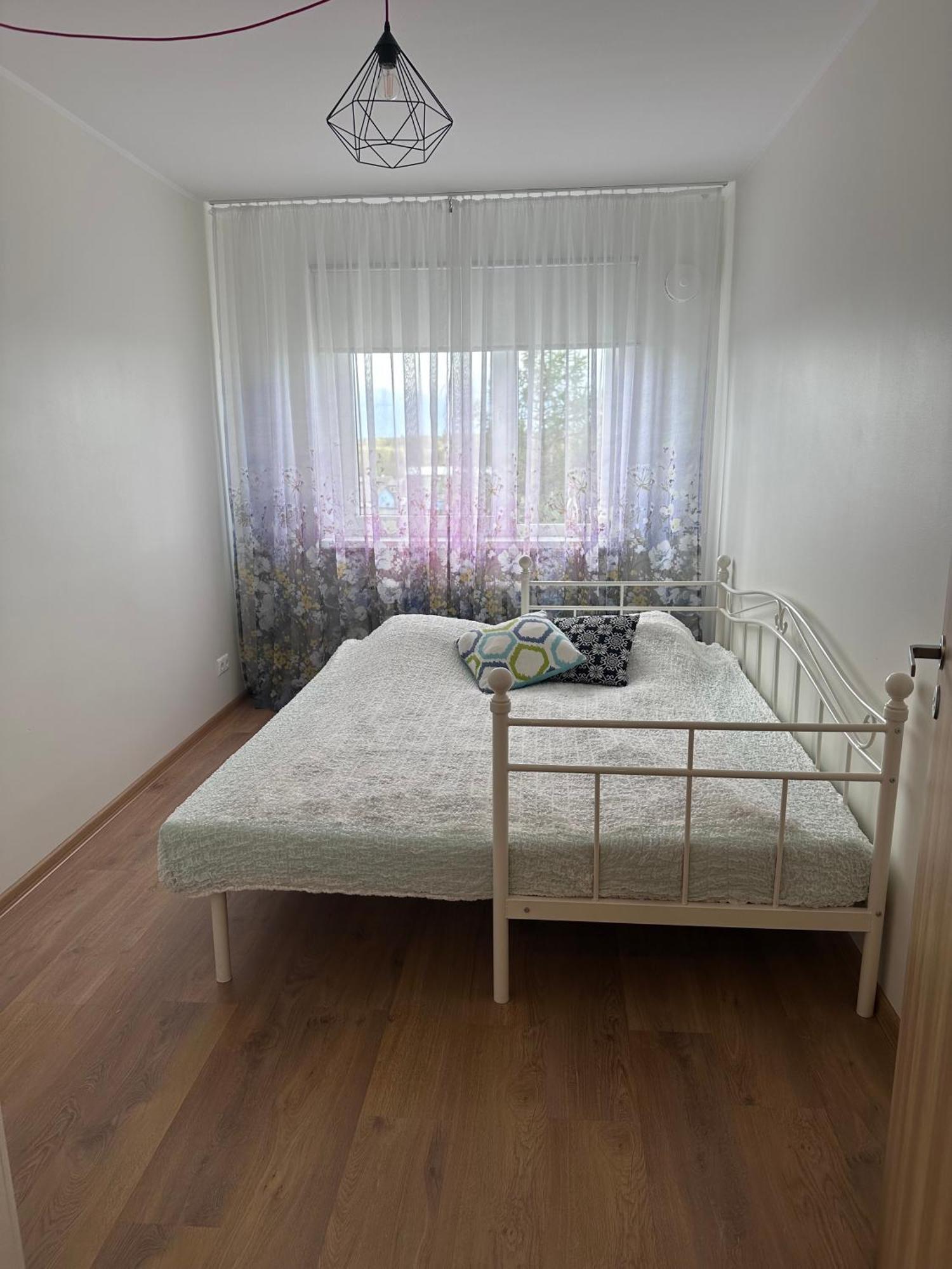 Kesklinna Apartement Haapsalu Bagian luar foto